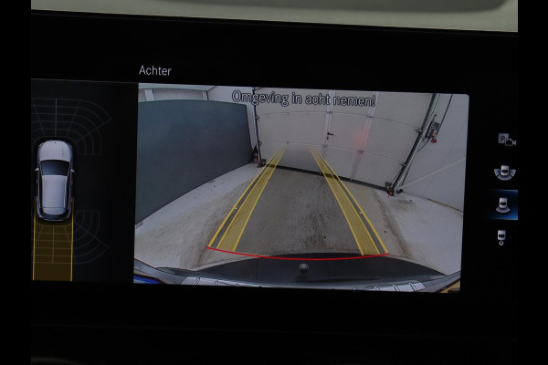 Mercedes-Benz GLA 200 Style | Half leder | Stoelverwarming | Trekhaak | Cruise control | Camera | Park assist | Carplay | Sfeerverlichting
