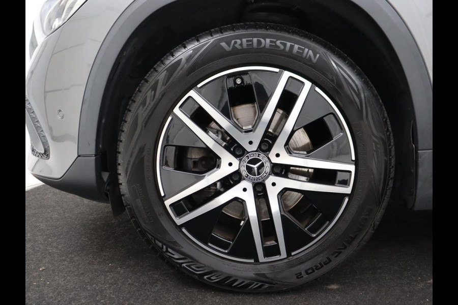 Mercedes-Benz GLA 200 Style | Half leder | Stoelverwarming | Trekhaak | Cruise control | Camera | Park assist | Carplay | Sfeerverlichting
