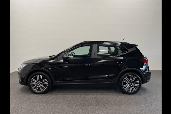 Seat Arona 1.0 TSI Style Climate control Navigatie Apple Carplay/ Android Auto Parkeersensoren Cruise Control Full LED 17" LM Velgen