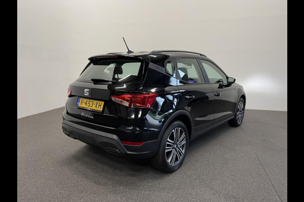 Seat Arona 1.0 TSI Style Climate control Navigatie Apple Carplay/ Android Auto Parkeersensoren Cruise Control Full LED 17" LM Velgen