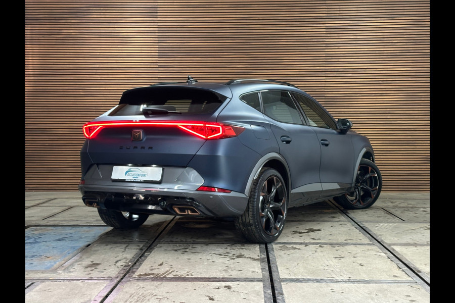 CUPRA Formentor 1.4 e-Hybrid VZ Perf. 245 PK| Frozen Petrol Blue| Perf.Seats| Ambient+| Winterpack| Matrix LED| ACC| DCC| 19 Inch