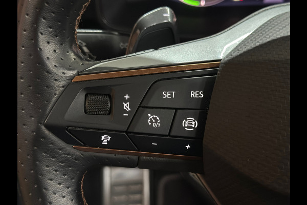CUPRA Formentor 1.4 e-Hybrid VZ Perf. 245 PK| Frozen Petrol Blue| Perf.Seats| Ambient+| Winterpack| Matrix LED| ACC| DCC| 19 Inch
