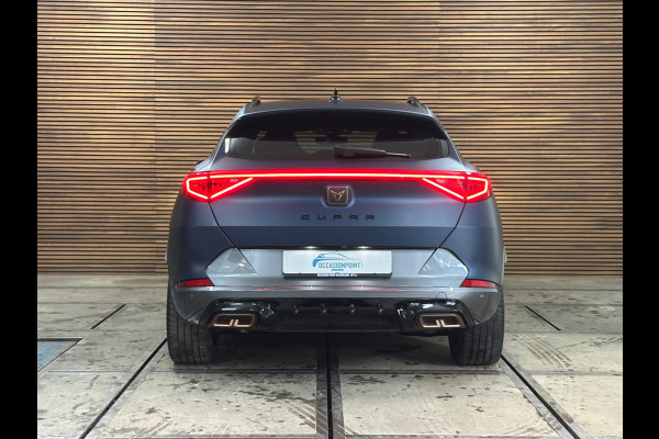 CUPRA Formentor 1.4 e-Hybrid VZ Perf. 245 PK| Frozen Petrol Blue| Perf.Seats| Ambient+| Winterpack| Matrix LED| ACC| DCC| 19 Inch