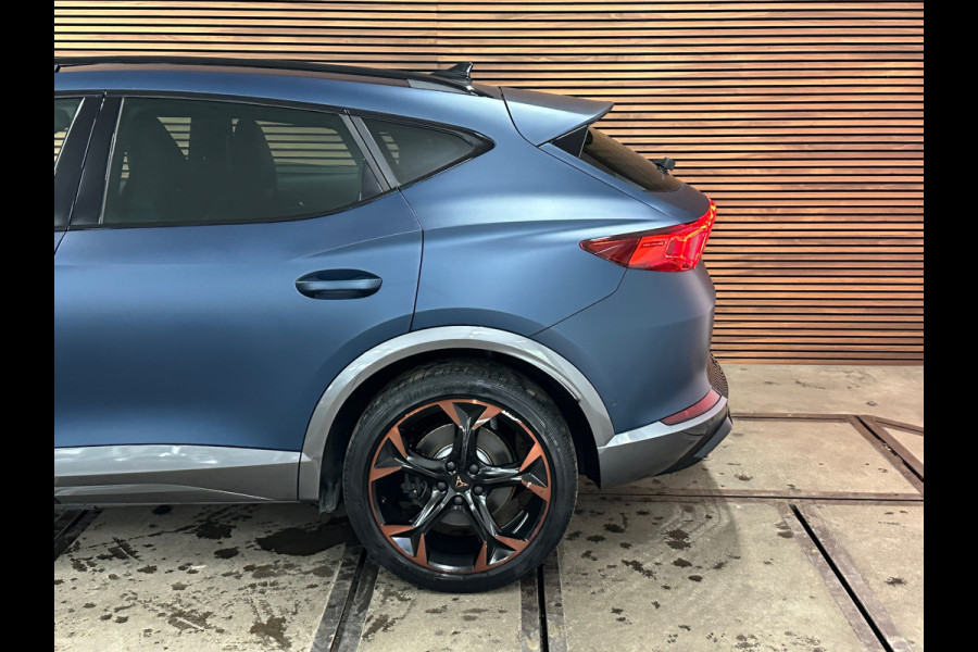 CUPRA Formentor 1.4 e-Hybrid VZ Perf. 245 PK| Frozen Petrol Blue| Perf.Seats| Ambient+| Winterpack| Matrix LED| ACC| DCC| 19 Inch