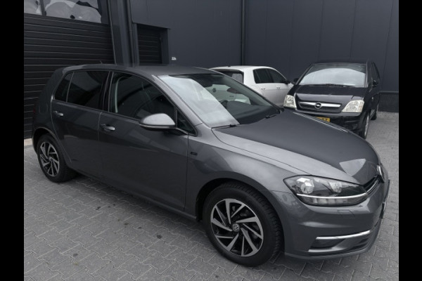 Volkswagen Golf 1.0 TSI 110PK DSG|JOIN|ACC|Carplay|Stoel verw|Clima|PDC|LMV|Navi|Dealer onderhouden|