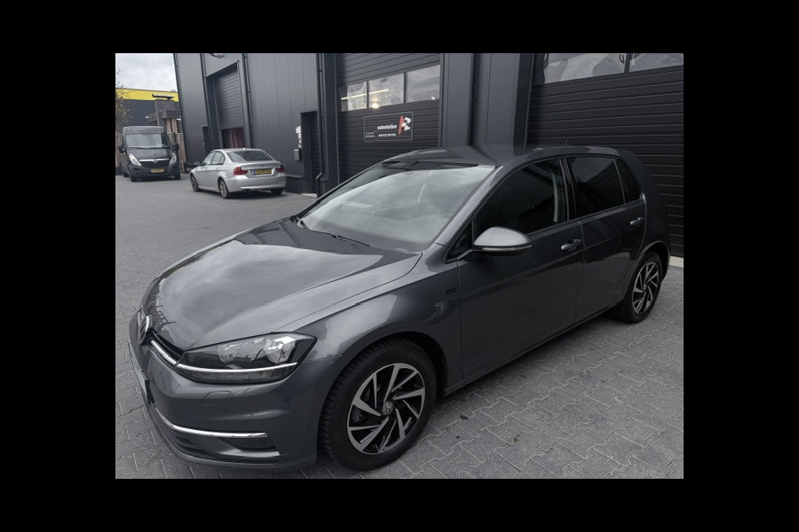 Volkswagen Golf 1.0 TSI 110PK DSG|JOIN|ACC|Carplay|Stoel verw|Clima|PDC|LMV|Navi|Dealer onderhouden|
