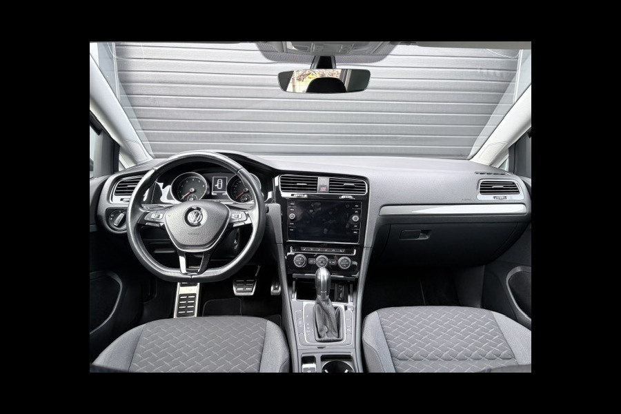Volkswagen Golf 1.0 TSI 110PK DSG|JOIN|ACC|Carplay|Stoel verw|Clima|PDC|LMV|Navi|Dealer onderhouden|