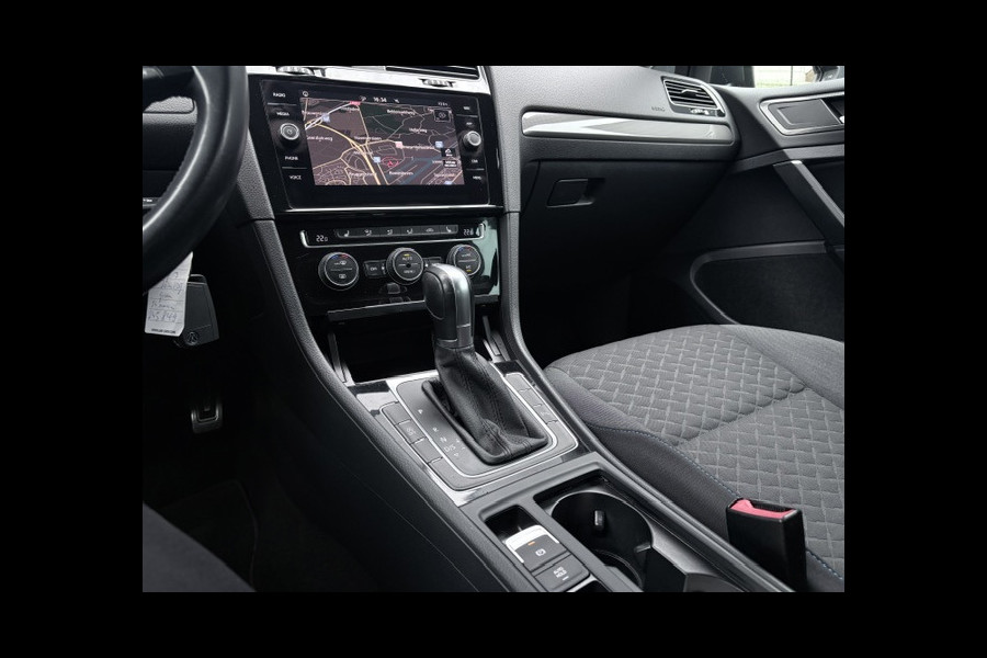 Volkswagen Golf 1.0 TSI 110PK DSG|JOIN|ACC|Carplay|Stoel verw|Clima|PDC|LMV|Navi|Dealer onderhouden|