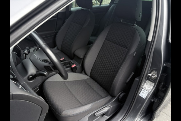 Volkswagen Golf 1.0 TSI 110PK DSG|JOIN|ACC|Carplay|Stoel verw|Clima|PDC|LMV|Navi|Dealer onderhouden|