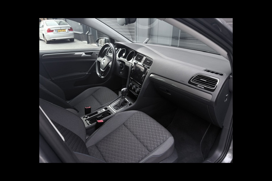 Volkswagen Golf 1.0 TSI 110PK DSG|JOIN|ACC|Carplay|Stoel verw|Clima|PDC|LMV|Navi|Dealer onderhouden|