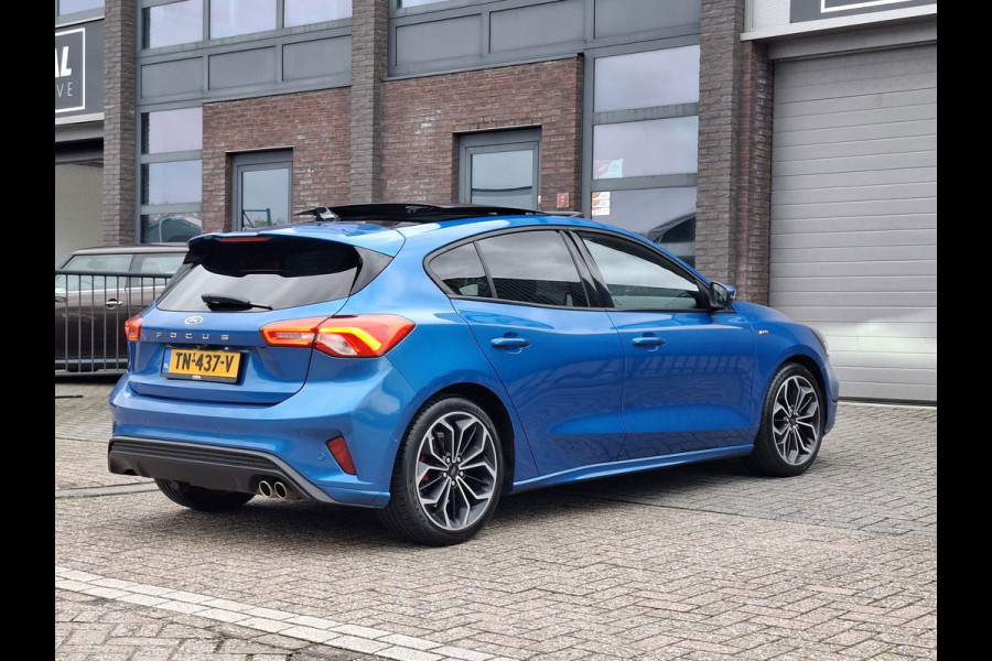 Ford Focus 1.0 EcoBoost ST Line | B&O | PANO | LED | Trekhaak | Camera | Dealer Onderhouden