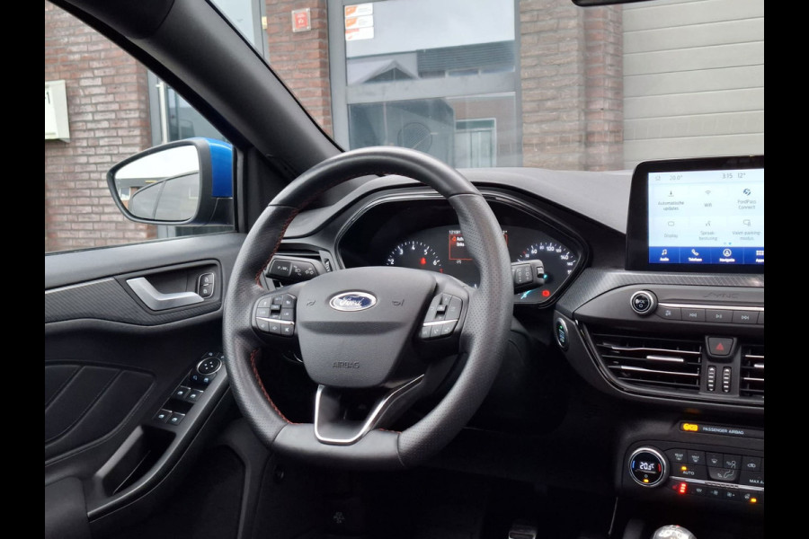 Ford Focus 1.0 EcoBoost ST Line | B&O | PANO | LED | Trekhaak | Camera | Dealer Onderhouden