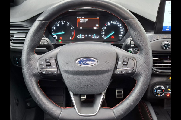 Ford Focus 1.0 EcoBoost ST Line | B&O | PANO | LED | Trekhaak | Camera | Dealer Onderhouden