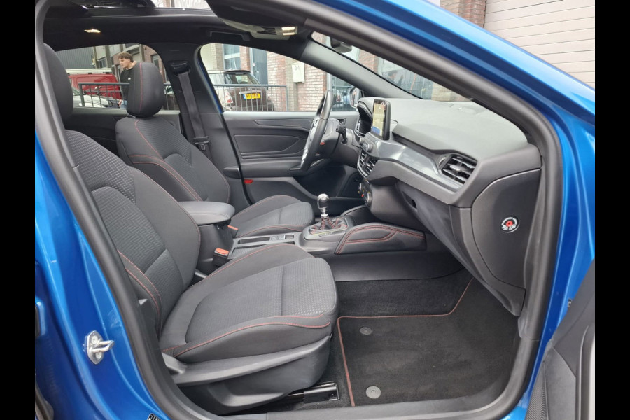 Ford Focus 1.0 EcoBoost ST Line | B&O | PANO | LED | Trekhaak | Camera | Dealer Onderhouden