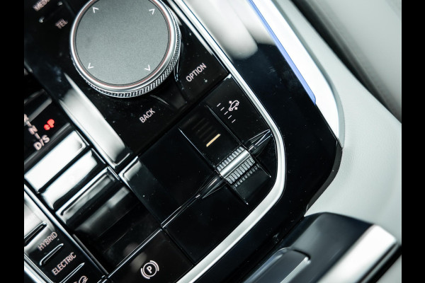 BMW X5 xDrive50e prachtig samen gestelde X5 50e Z.G.A.N