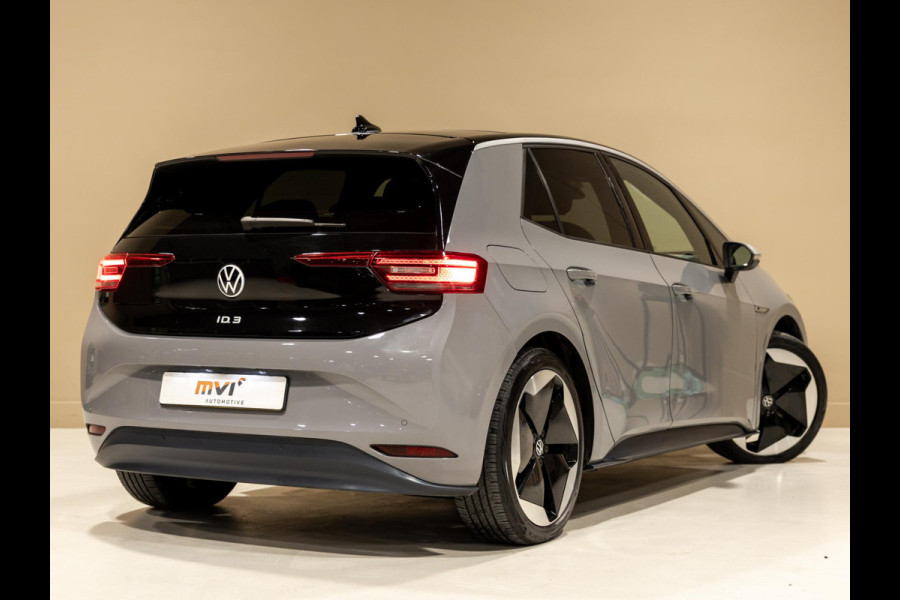 Volkswagen ID.3 First Max 58 kWh SOH 93% / 204pk / Panorama dak / Trekhaak / Leder / Stoel en stuur verwarming /