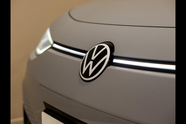 Volkswagen ID.3 First Max 58 kWh SOH 93% / 204pk / Panorama dak / Trekhaak / Leder / Stoel en stuur verwarming /