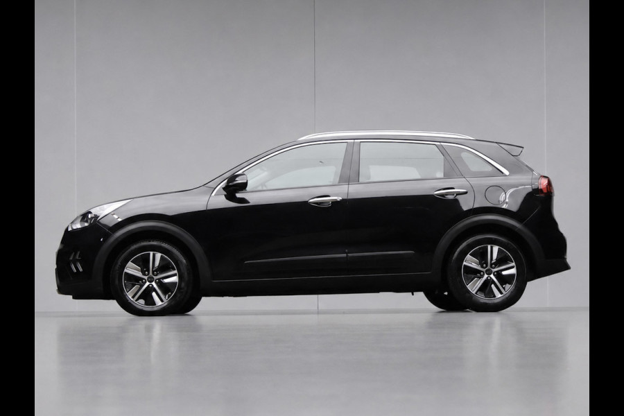 Kia Niro 1.6 GDi Hybrid DynamicLine Sport (APPLE CARPLAY,NAVI,CAMERA,ADAPTIVE CRUISE,CLIMATE,LED,SPORTSTOELEN,LM VELGEN)