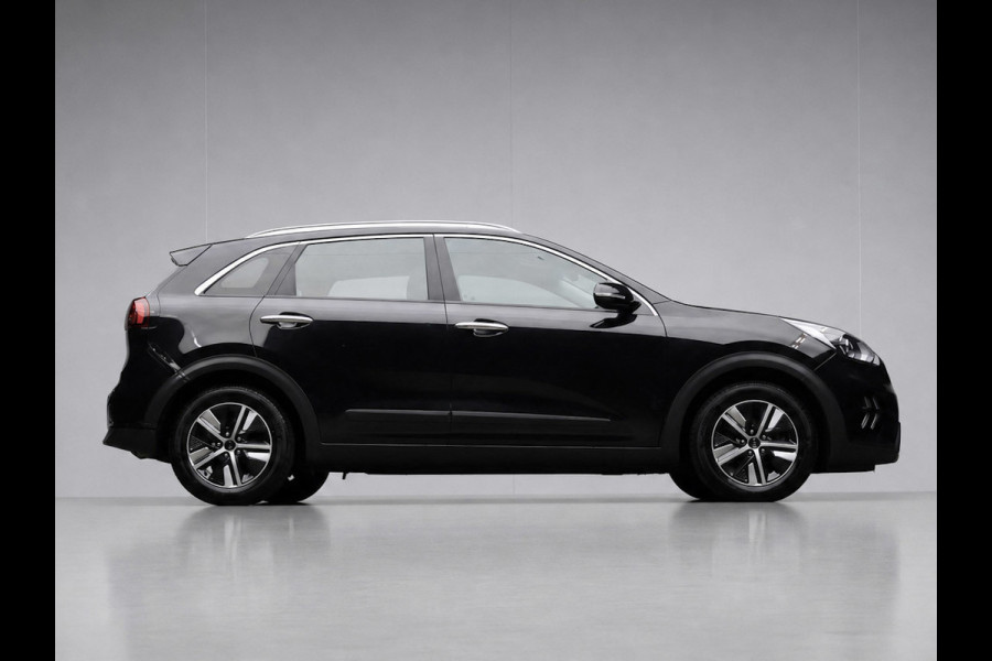 Kia Niro 1.6 GDi Hybrid DynamicLine Sport (APPLE CARPLAY,NAVI,CAMERA,ADAPTIVE CRUISE,CLIMATE,LED,SPORTSTOELEN,LM VELGEN)