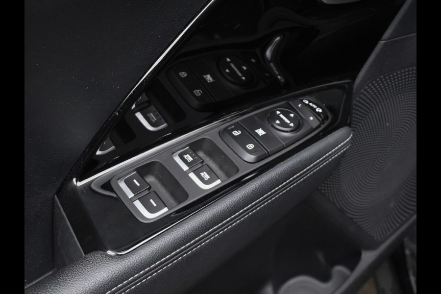 Kia Niro 1.6 GDi Hybrid DynamicLine Sport (APPLE CARPLAY,NAVI,CAMERA,ADAPTIVE CRUISE,CLIMATE,LED,SPORTSTOELEN,LM VELGEN)