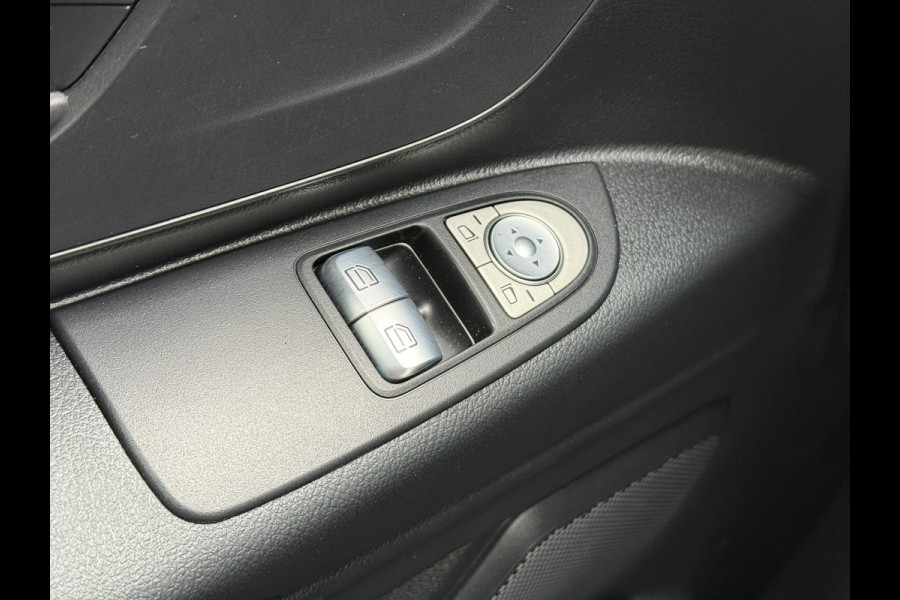 Mercedes-Benz Vito 114 1.9 CDI L2H1 Dubbele schuif LED Climate Control Camera Cruise Control Carplay Parkeersensoren v+a