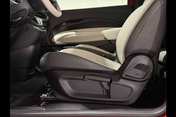 Fiat 500 La Prima 42 kWh | Panorama dak | Apple carplay  / Android auto | JBL! premium audio |