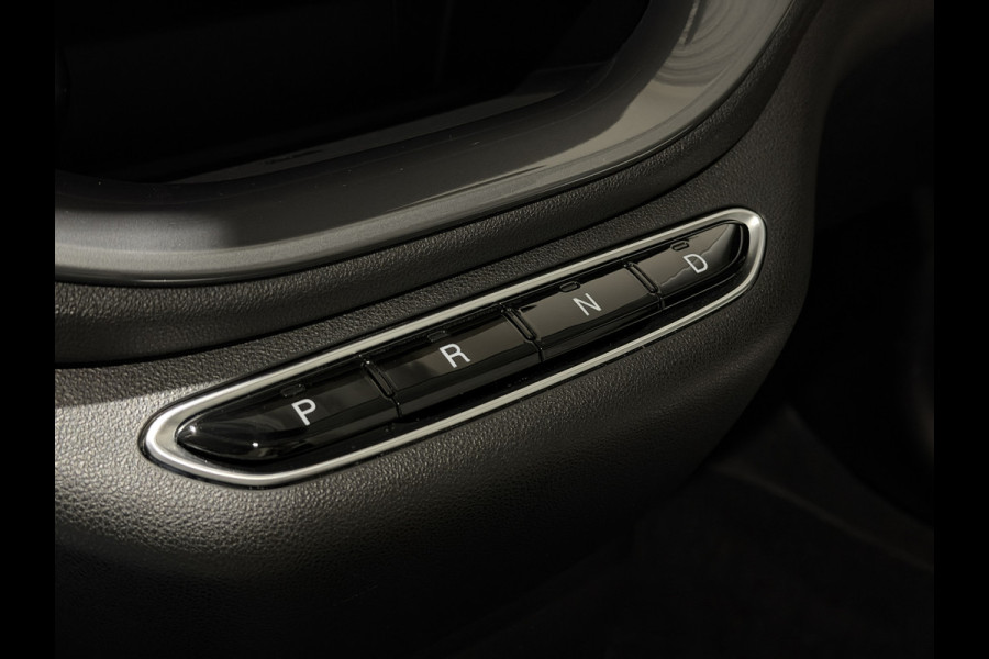 Fiat 500 La Prima 42 kWh | Panorama dak | Apple carplay  / Android auto | JBL! premium audio |