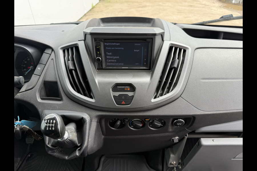 Ford Transit 2.0 TDCI 130PK L2H2 Airco Cruise Control Parkeersensoren Stoelverwarming Zwaailampen Kastwand Inbouw