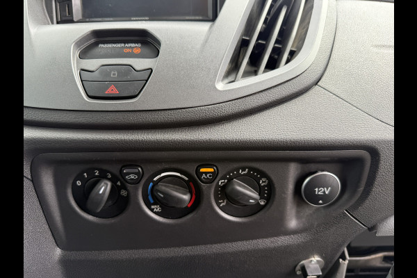 Ford Transit 2.0 TDCI 130PK L2H2 Airco Cruise Control Parkeersensoren Stoelverwarming Zwaailampen Kastwand Inbouw