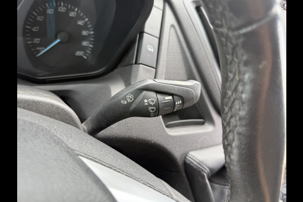 Ford Transit 2.0 TDCI 130PK L2H2 Airco Cruise Control Parkeersensoren Stoelverwarming Zwaailampen Kastwand Inbouw