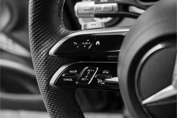 Mercedes-Benz EQS SUV 450 4MATIC AMG Line 108 kWh Pano Airmatic Distronic Trekhaak