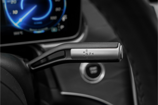 Mercedes-Benz EQS SUV 450 4MATIC AMG Line 108 kWh Pano Airmatic Distronic Trekhaak