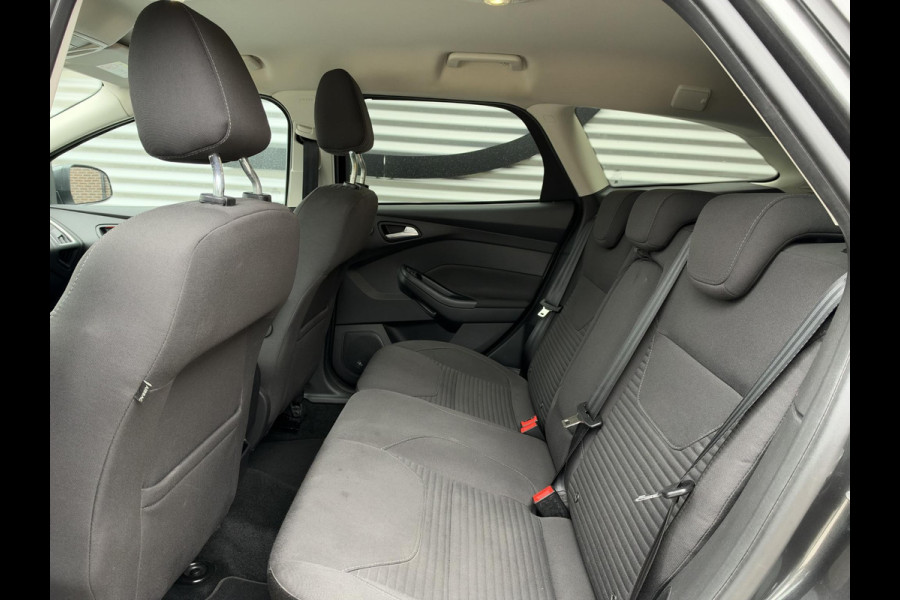 Ford FOCUS Wagon 1.5 Titanium 1e Eigenaar|Navi|Clima|Cruise|PDC V+A|Sony Sound|Stoelverwarming|APK tot 01-2027