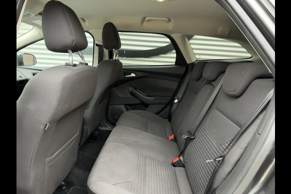 Ford FOCUS Wagon 1.5 Titanium 1e Eigenaar|Navi|Clima|Cruise|PDC V+A|Sony Sound|Stoelverwarming|APK tot 01-2027
