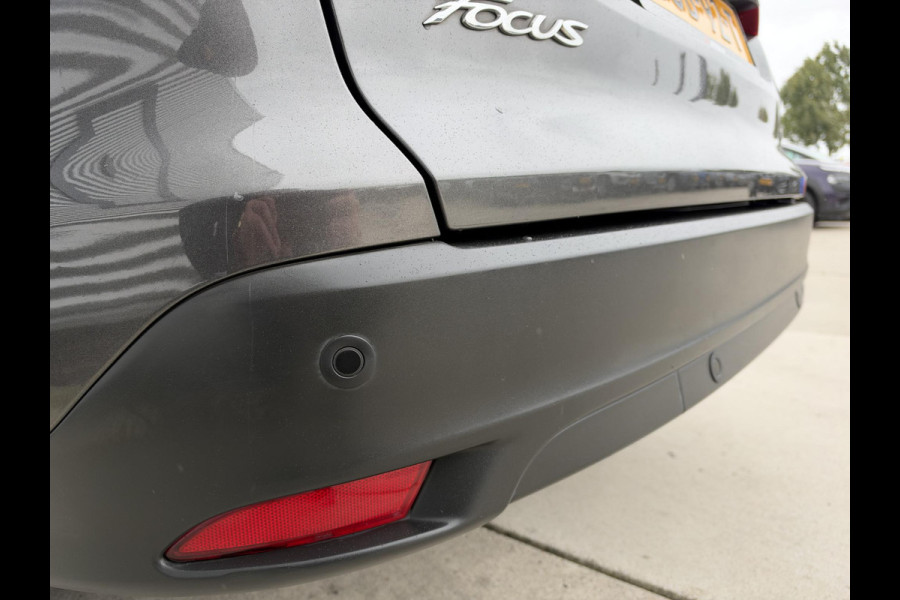 Ford FOCUS Wagon 1.5 Titanium 1e Eigenaar|Navi|Clima|Cruise|PDC V+A|Sony Sound|Stoelverwarming|APK tot 01-2027