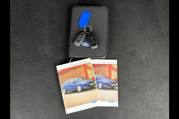 Ford FOCUS Wagon 1.5 Titanium 1e Eigenaar|Navi|Clima|Cruise|PDC V+A|Sony Sound|Stoelverwarming|APK tot 01-2027
