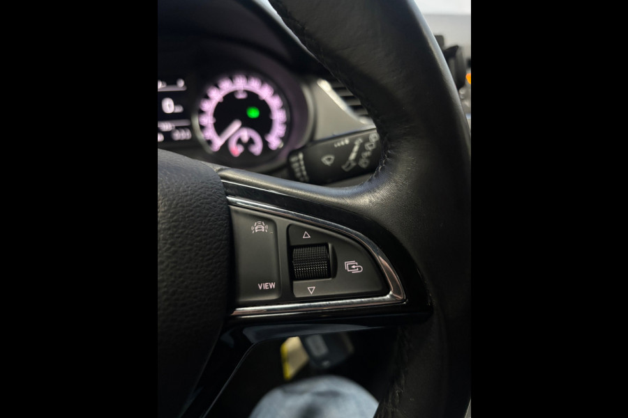Škoda Octavia Combi 1.0 TSI Greentech Ambition Business Automaat | Navi | Clima | Cruise | Camera