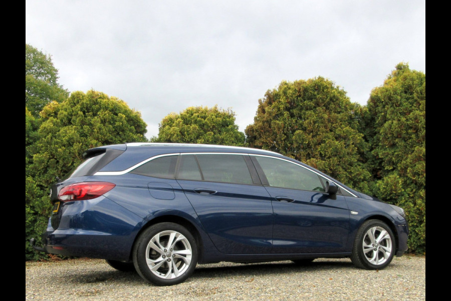 Opel Astra Sports Tourer 1.2 Edition * Camera * Trekhaak *