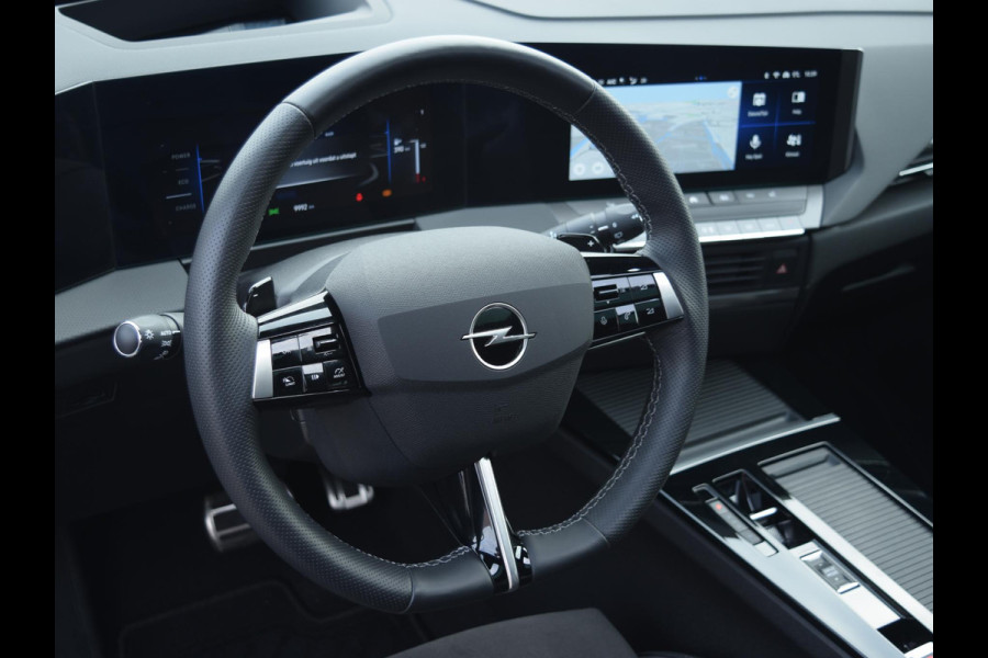 Opel Astra 1.2 Turbo Hybrid Ultimate Schuifdak l Apple Carplay/Android Auto l keyless entry