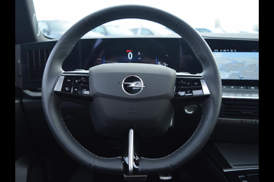 Opel Astra 1.2 Turbo Hybrid Ultimate Schuifdak l Apple Carplay/Android Auto l keyless entry