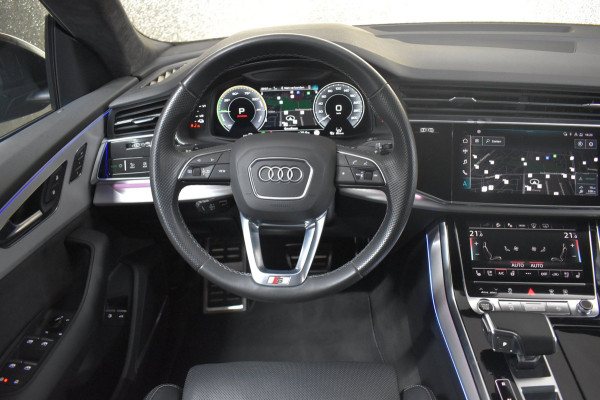 Audi Q8 60 TFSI e quattro S-Line Competition 462pk | AKRAPOVIC | MASSAGE