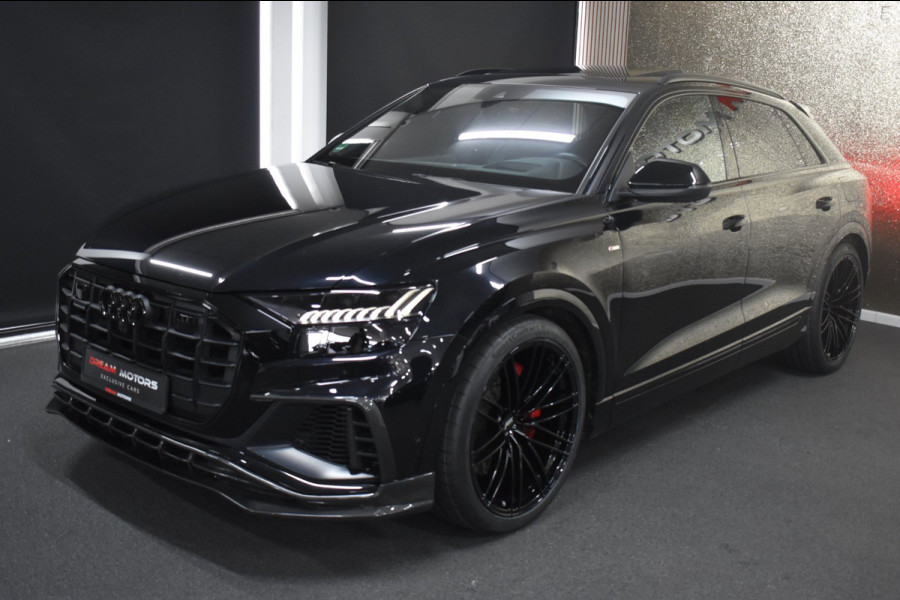 Audi Q8 60 TFSI e quattro S-Line Competition 462pk | AKRAPOVIC | MASSAGE