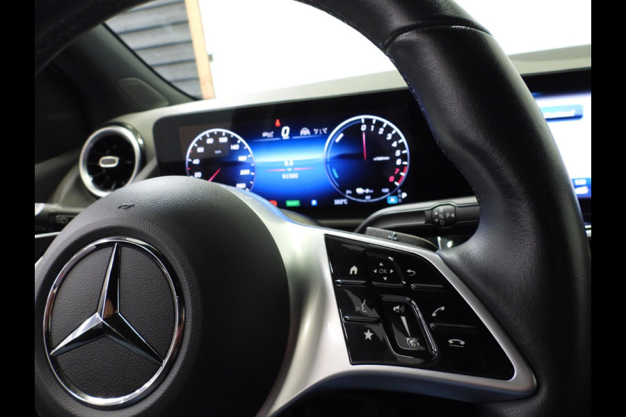 Mercedes-Benz B-Klasse B250e Business Line TREKH./NAVI/CAMERA/LED/17"LMV!