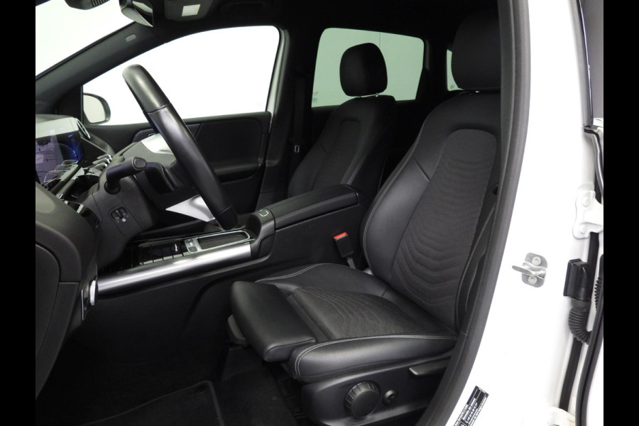 Mercedes-Benz B-Klasse B250e Business Line TREKH./NAVI/CAMERA/LED/17"LMV!