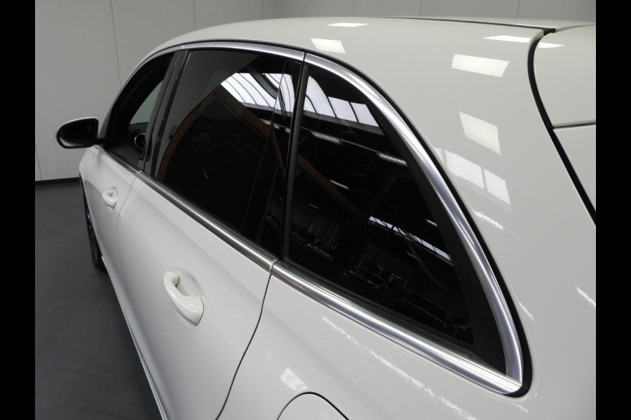 Mercedes-Benz B-Klasse B250e Business Line TREKH./NAVI/CAMERA/LED/17"LMV!