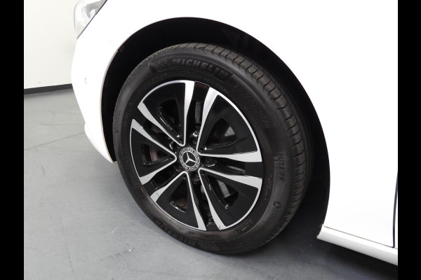 Mercedes-Benz B-Klasse B250e Business Line TREKH./NAVI/CAMERA/LED/17"LMV!
