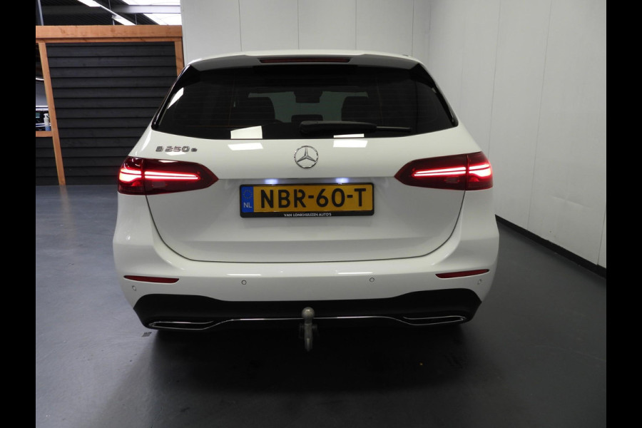 Mercedes-Benz B-Klasse B250e Business Line TREKH./NAVI/CAMERA/LED/17"LMV!