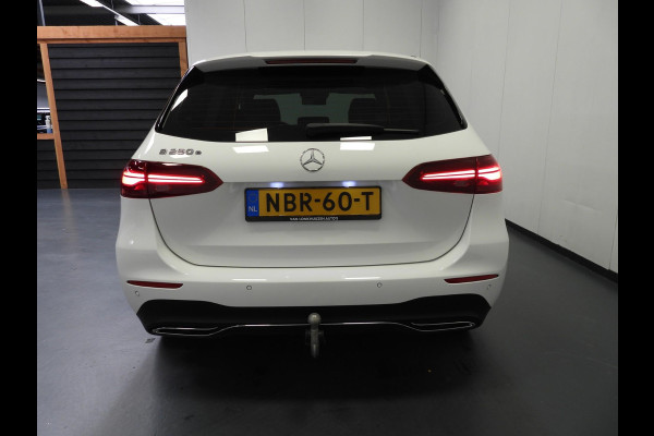 Mercedes-Benz B-Klasse B250e Business Line TREKH./NAVI/CAMERA/LED/17"LMV!