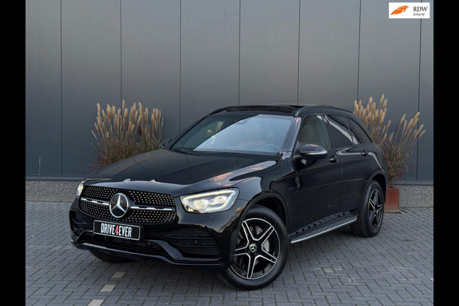 Mercedes-Benz GLC 300e 4MATIC AMG FULL PANO|LEDER|NAVI|LED