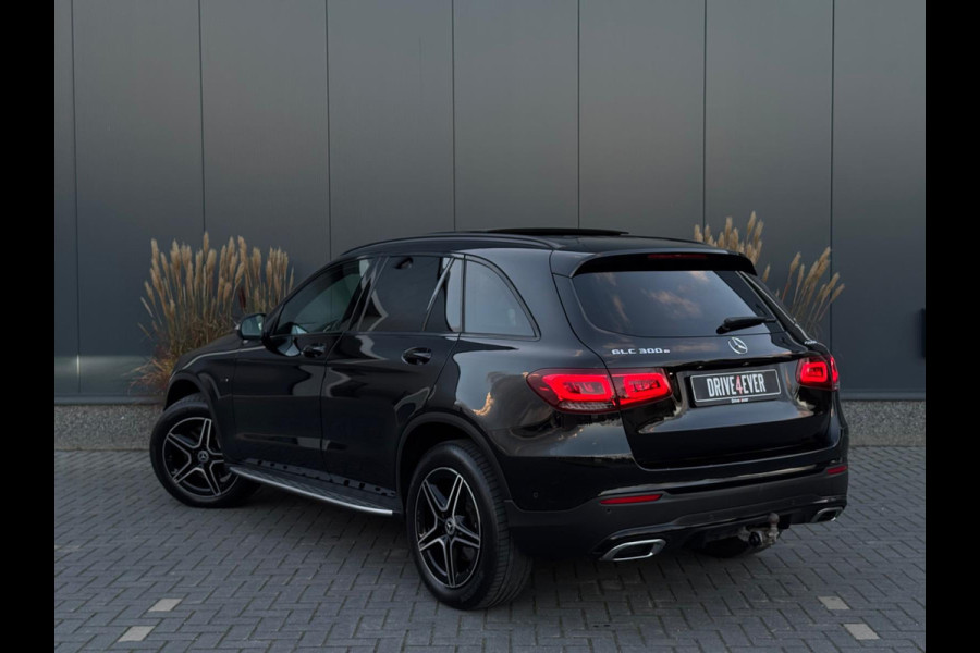 Mercedes-Benz GLC 300e 4MATIC AMG FULL PANO|LEDER|NAVI|LED